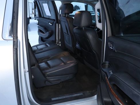 Used 2015 Chevrolet Suburban LTZ image 18
