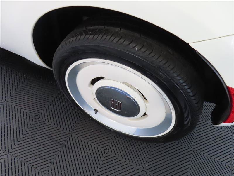 Used 2015 FIAT 500 1957 Edition FWD image 9