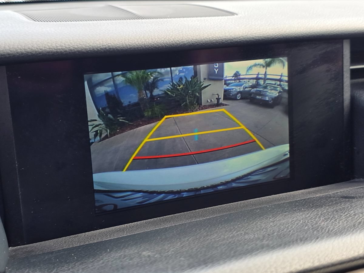 Used 2017 Lexus IS 200t RWD image 37