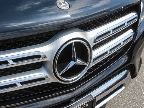 Used 2017 Mercedes-Benz GLS 450 4MATIC image 11