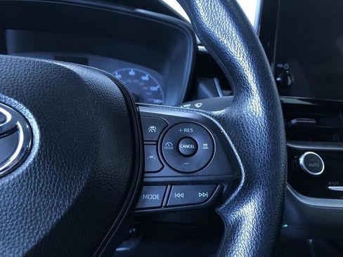 Certified 2025 Toyota Corolla LE image 26