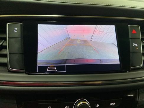 Used 2021 Buick Enclave Essence w/ Sport Touring Edition image 53