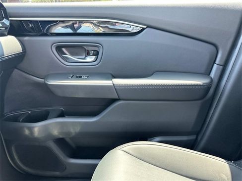 New 2025 Honda Pilot Touring image 23