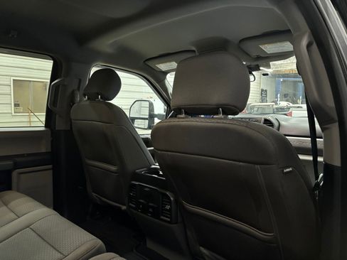 Used 2020 Ford F250 XLT w/ XLT Value Package AWD/4WD image 30