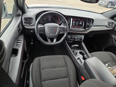 Used 2024 Dodge Durango GT image 8