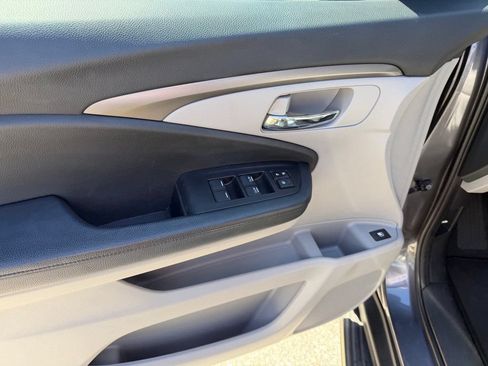 Used 2018 Honda Pilot EX image 21