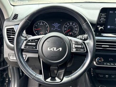 Used 2023 Kia Seltos S FWD image 18