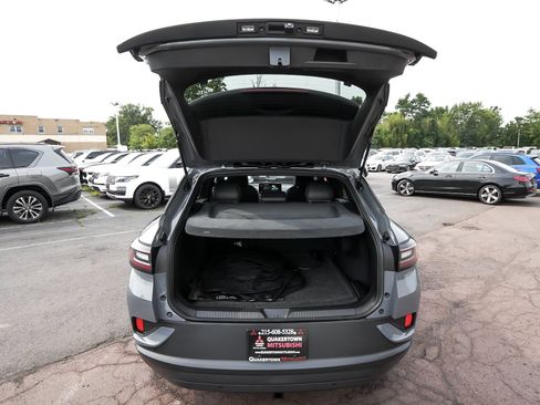 Used 2023 Volkswagen ID.4 Pro AWD/4WD image 46