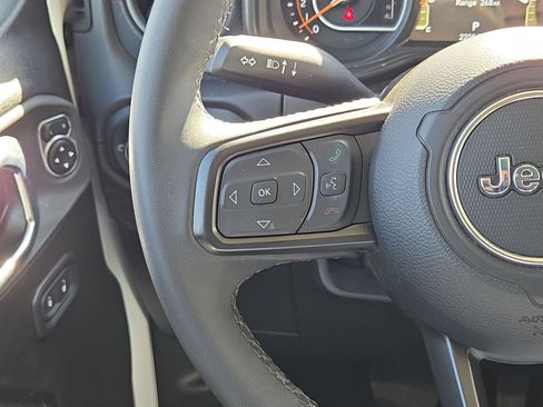 Used 2026 Jeep Gladiator Rubicon AWD/4WD image 21