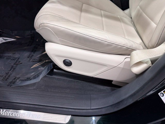 Used 2020 Mercedes-Benz GLE 350 4MATIC image 13