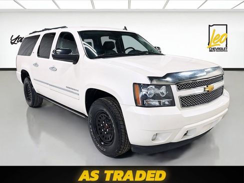 Used 2012 Chevrolet Suburban LTZ image 3