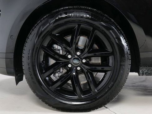 Used 2025 Land Rover Range Rover Evoque S image 9