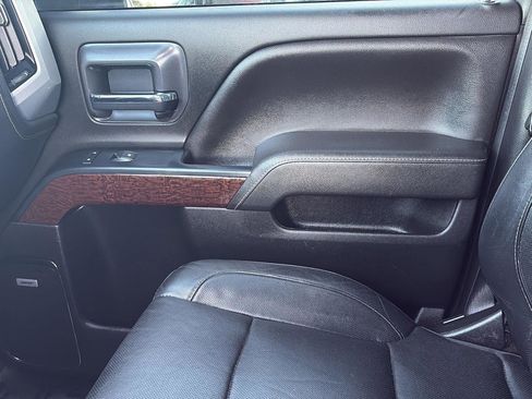 Used 2019 GMC Sierra 2500 SLT w/ Duramax Plus Package image 30