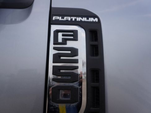 Certified 2024 Ford F250 Platinum image 36