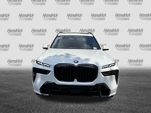 New 2027 BMW X7 xDrive40i w/ Executive Package AWD/4WD image 3