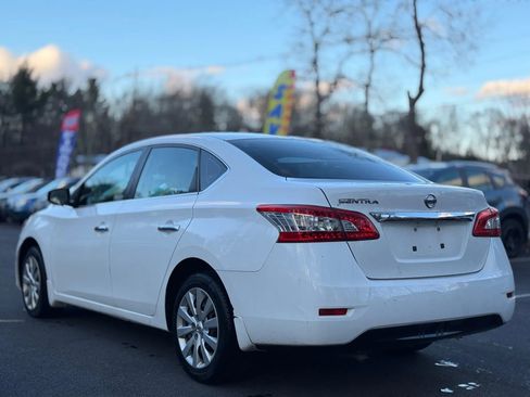 Used 2015 Nissan Sentra S image 6
