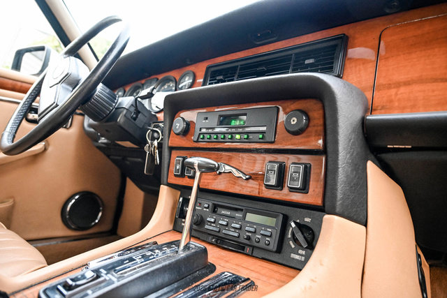 Used 1987 Jaguar XJ6 RWD image 52