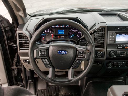 Used 2022 Ford F350 XL w/ STX Appearance Package image 9