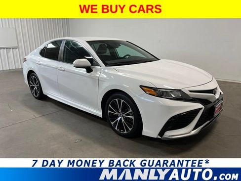 Used 2019 Toyota Camry SE FWD image 1