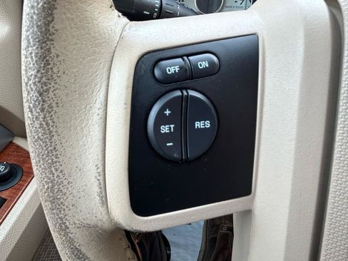 Used 2010 Ford Expedition EL 4WD image 19