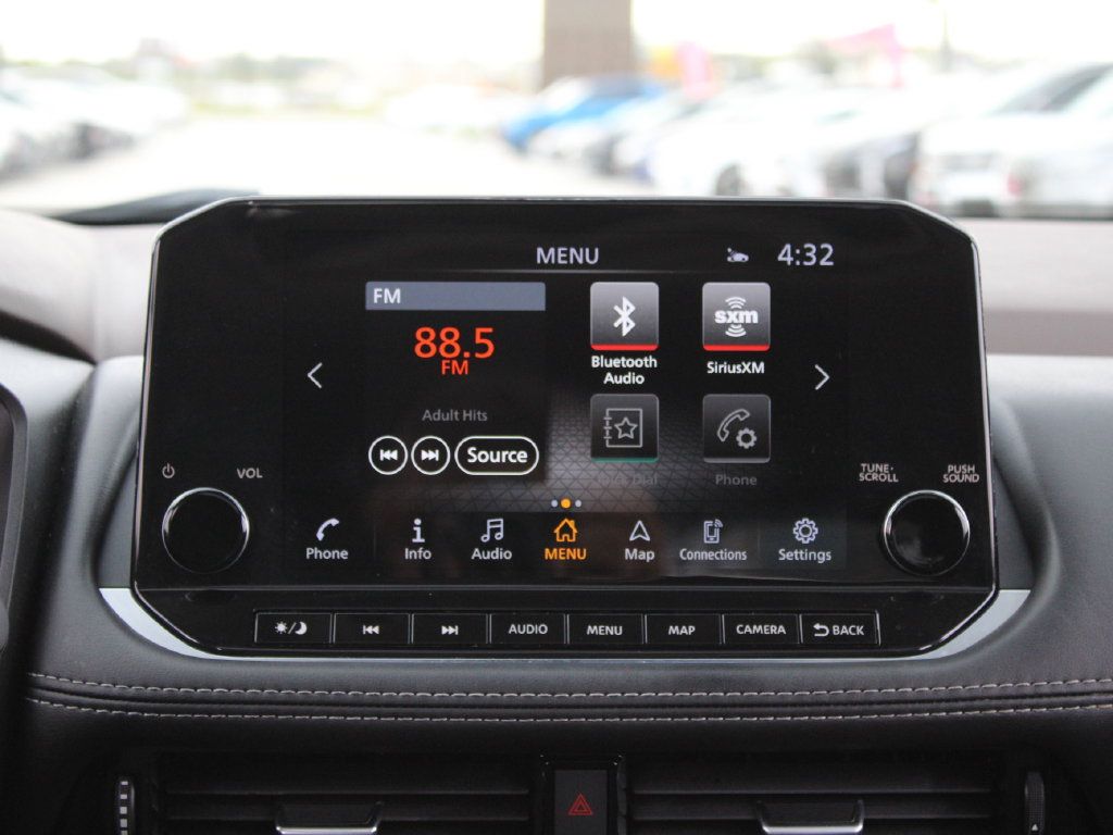 Used 2023 Nissan Rogue SL w/ SL Premium Package FWD image 26