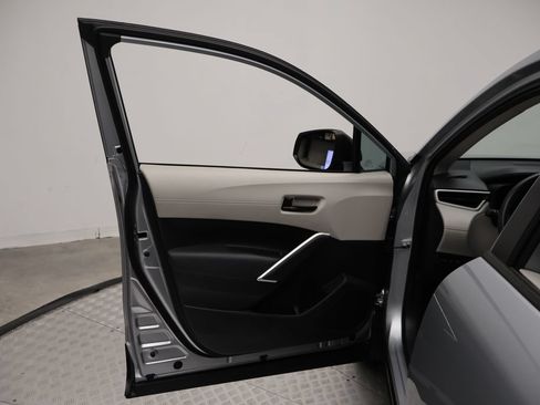 Used 2026 Toyota Corolla Cross L FWD image 16