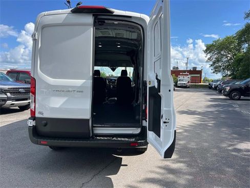 New 2025 Ford Transit 250 148 Medium Roof image 12