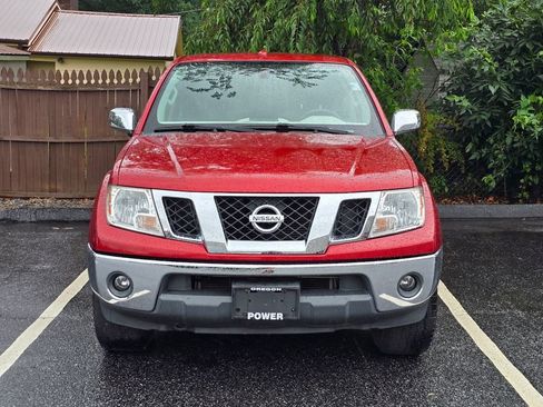Used 2015 Nissan Frontier SL AWD/4WD image 3
