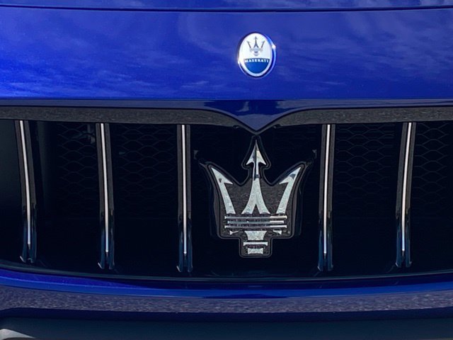 Used 2025 Maserati Grecale GT AWD/4WD image 11
