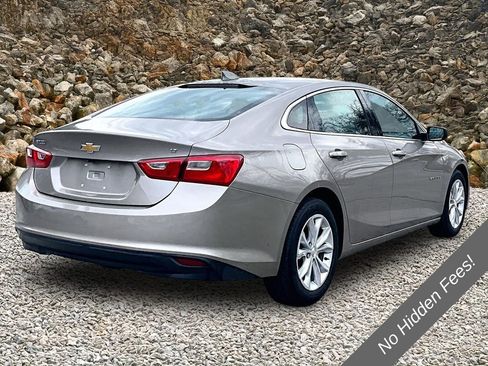 Used 2023 Chevrolet Malibu LT FWD image 2