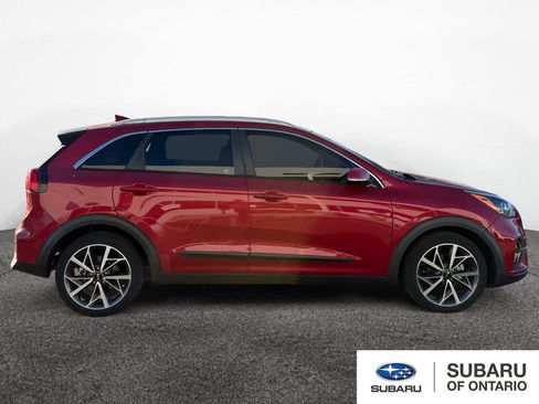 Used 2020 Kia Niro Touring image 6