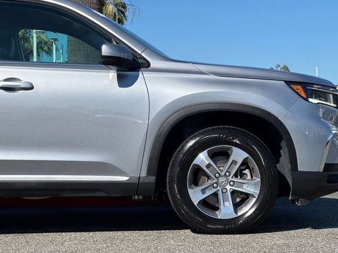 Certified 2023 Honda Pilot EX-L image 36