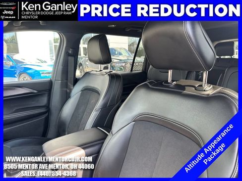 Used 2025 Jeep Grand Cherokee L Laredo AWD/4WD image 22
