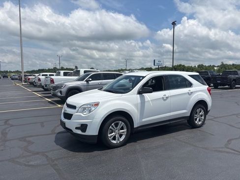 Used 2014 Chevrolet Equinox LS FWD image 3