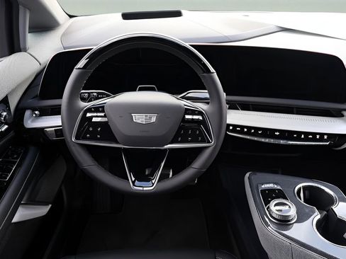 New 2026 Cadillac Optiq Sport 2 image 17