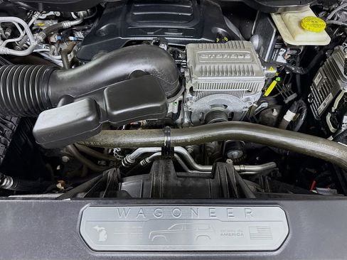 Used 2022 Jeep Wagoneer Series II w/ Premium Group I image 37