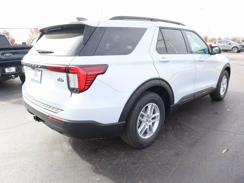 New 2026 Ford Explorer Active image 22