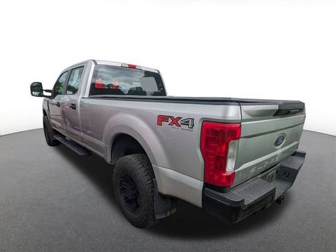 Used 2017 Ford F250 XL AWD/4WD image 3