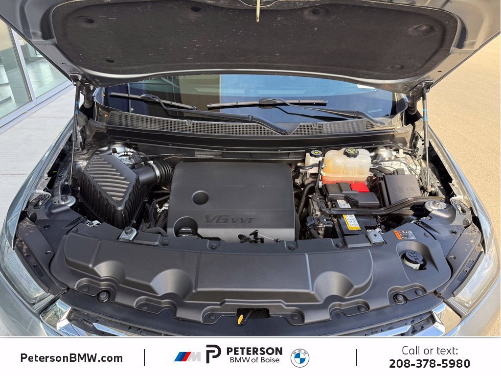 Used 2023 Chevrolet Traverse LT AWD/4WD image 36