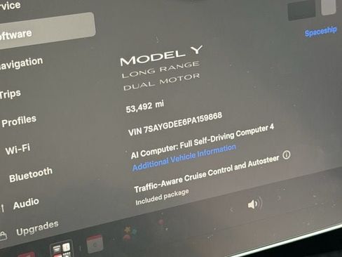 Used 2023 Tesla Model Y Long Range AWD/4WD image 24