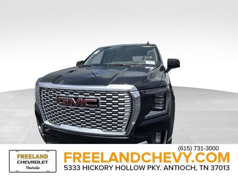 Used 2021 GMC Yukon XL Denali RWD image 5