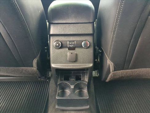 Used 2016 Ford Explorer XLT w/ Equipment Group 202A image 17