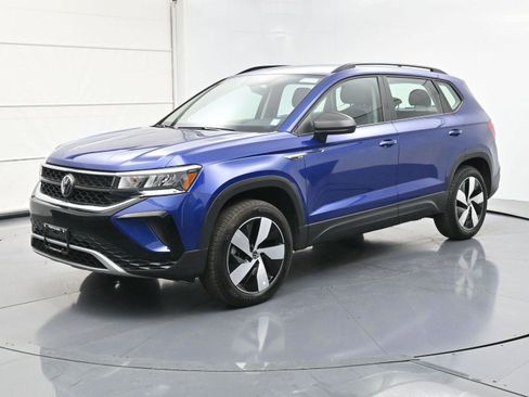 Certified 2024 Volkswagen Taos S image 1