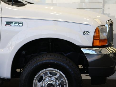 Used 2001 Ford F350 Lariat image 49