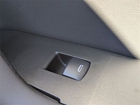 New 2026 Chevrolet Blazer LT image 33