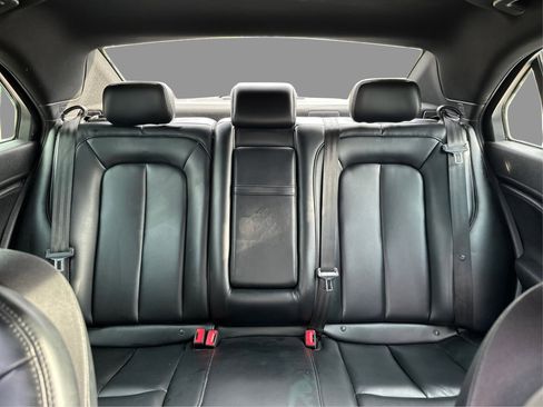 Used 2020 Lincoln Continental FWD image 33