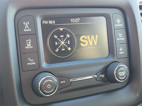 Used 2018 Jeep Compass Sport image 23