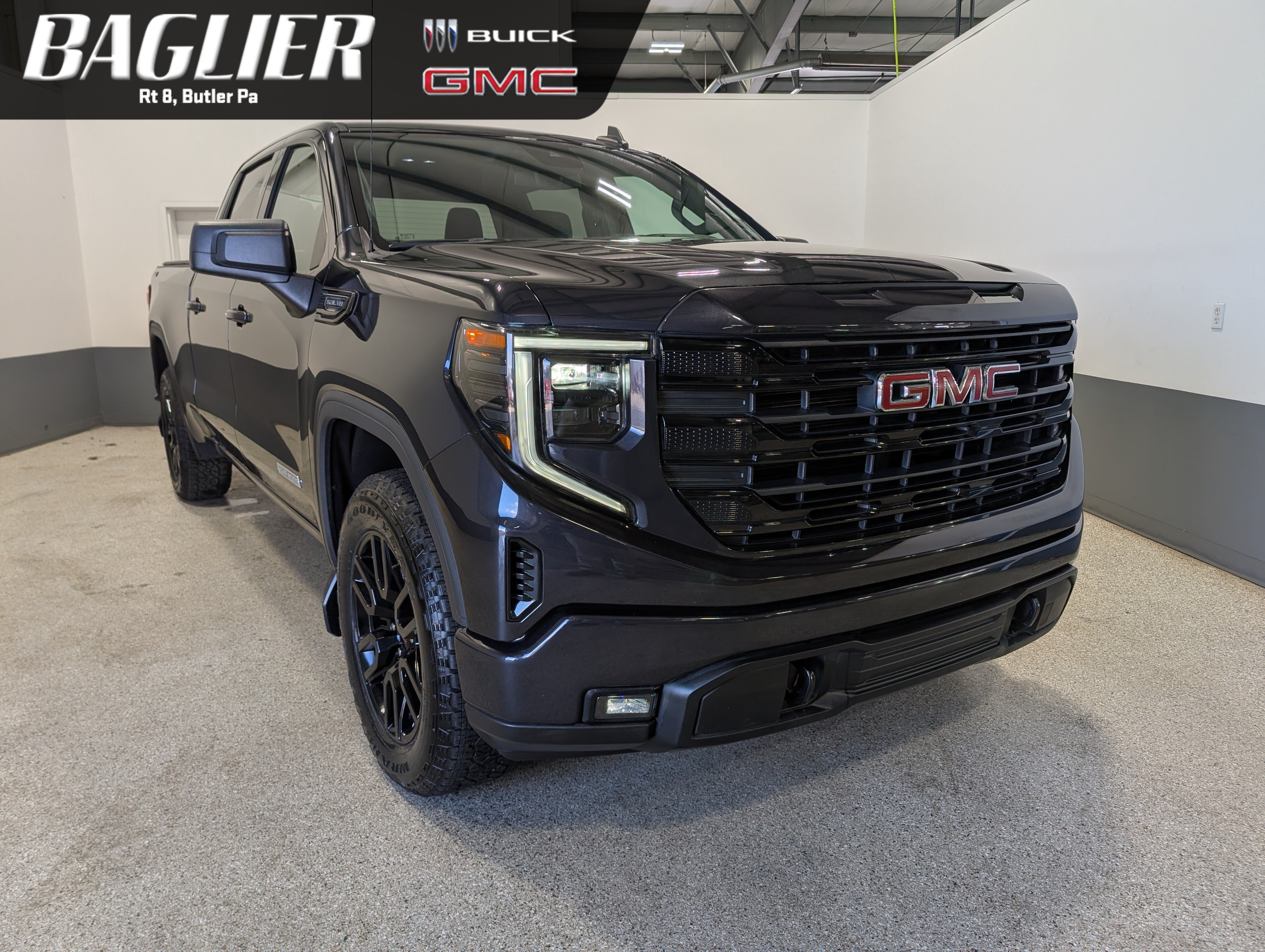 Used 2024 GMC Sierra 1500 Elevation w/ X31 Off-Road Package AWD/4WD image 1