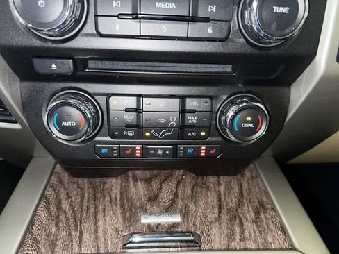 Used 2017 Ford F350 Lariat w/ Lariat Ultimate Package image 23