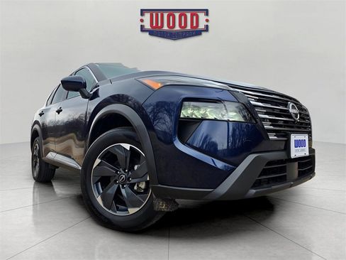 Used 2024 Nissan Rogue SV image 6